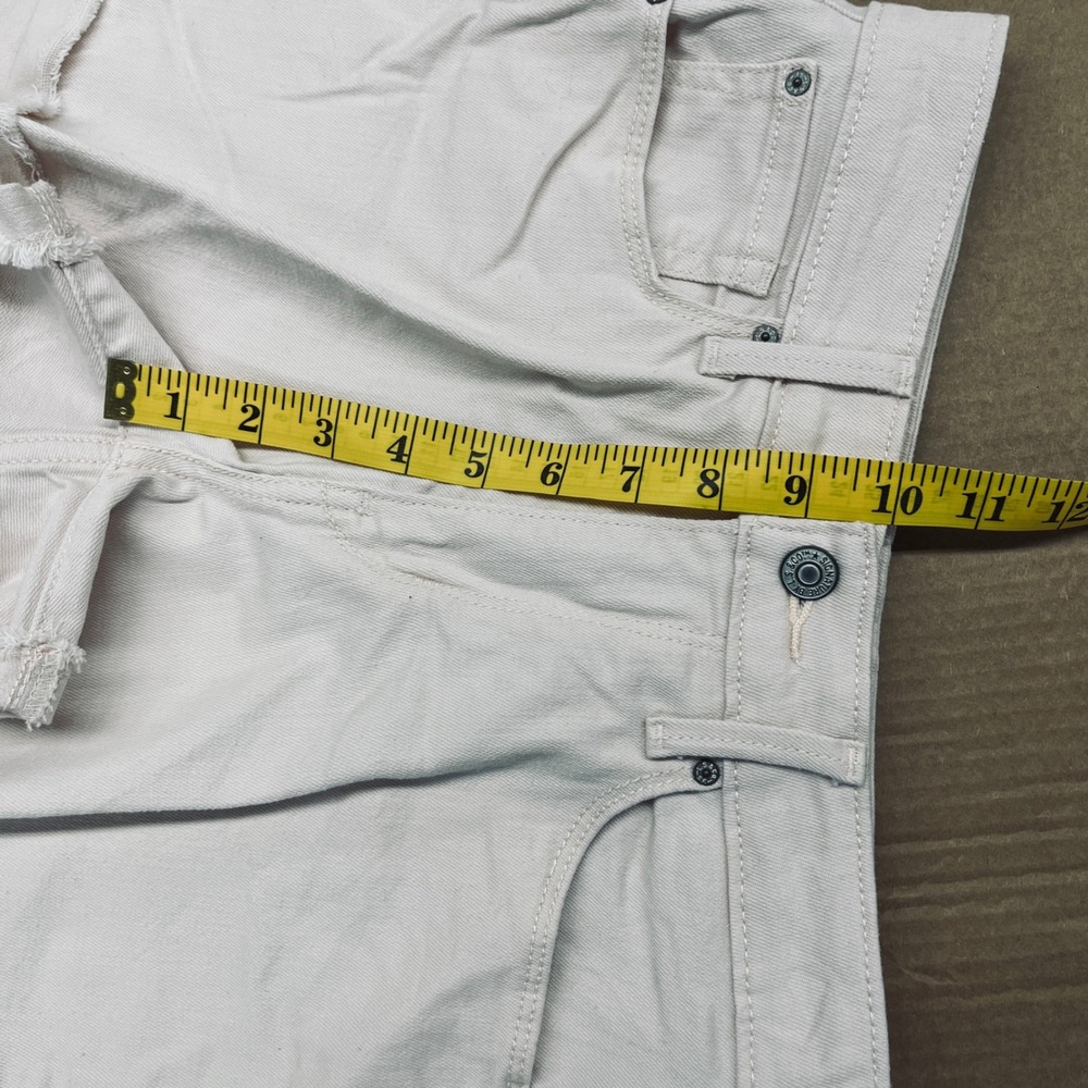 Levi's Pink High-Rise Jean Shorts - Picture 10 of 12